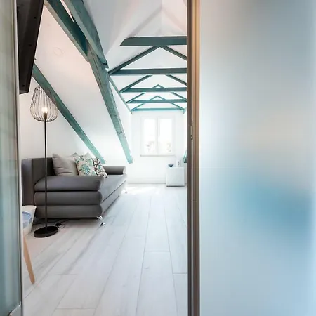 Konukevi Euroadria 4*